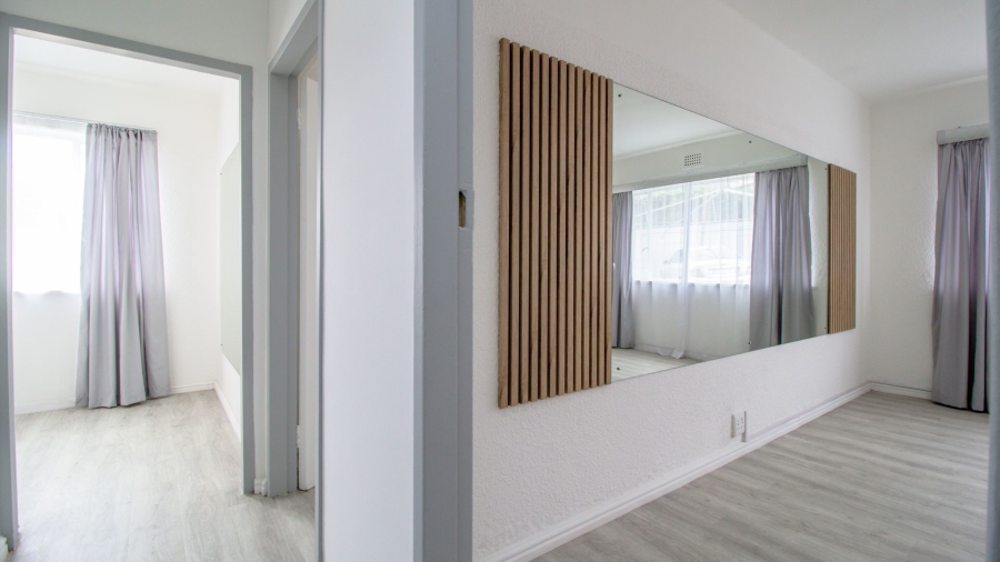 2 Bedroom Property for Sale in Woodstock Western Cape